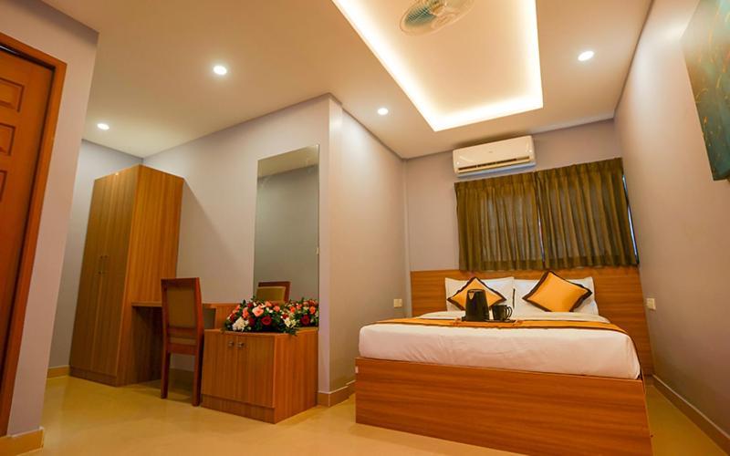 Kannangad Hotel Emirates מראה חיצוני תמונה